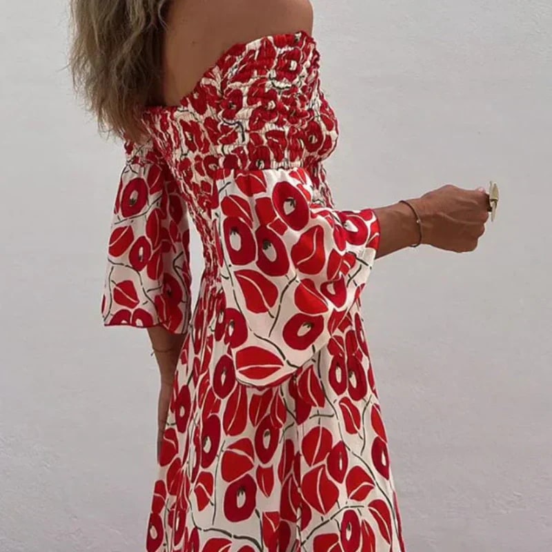 Flared 3/4 sleeve detail of floral maxi dress 7