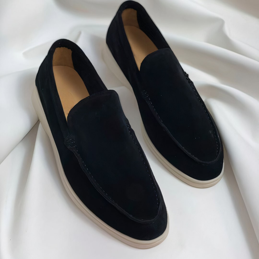 Mens suede loafers in Black