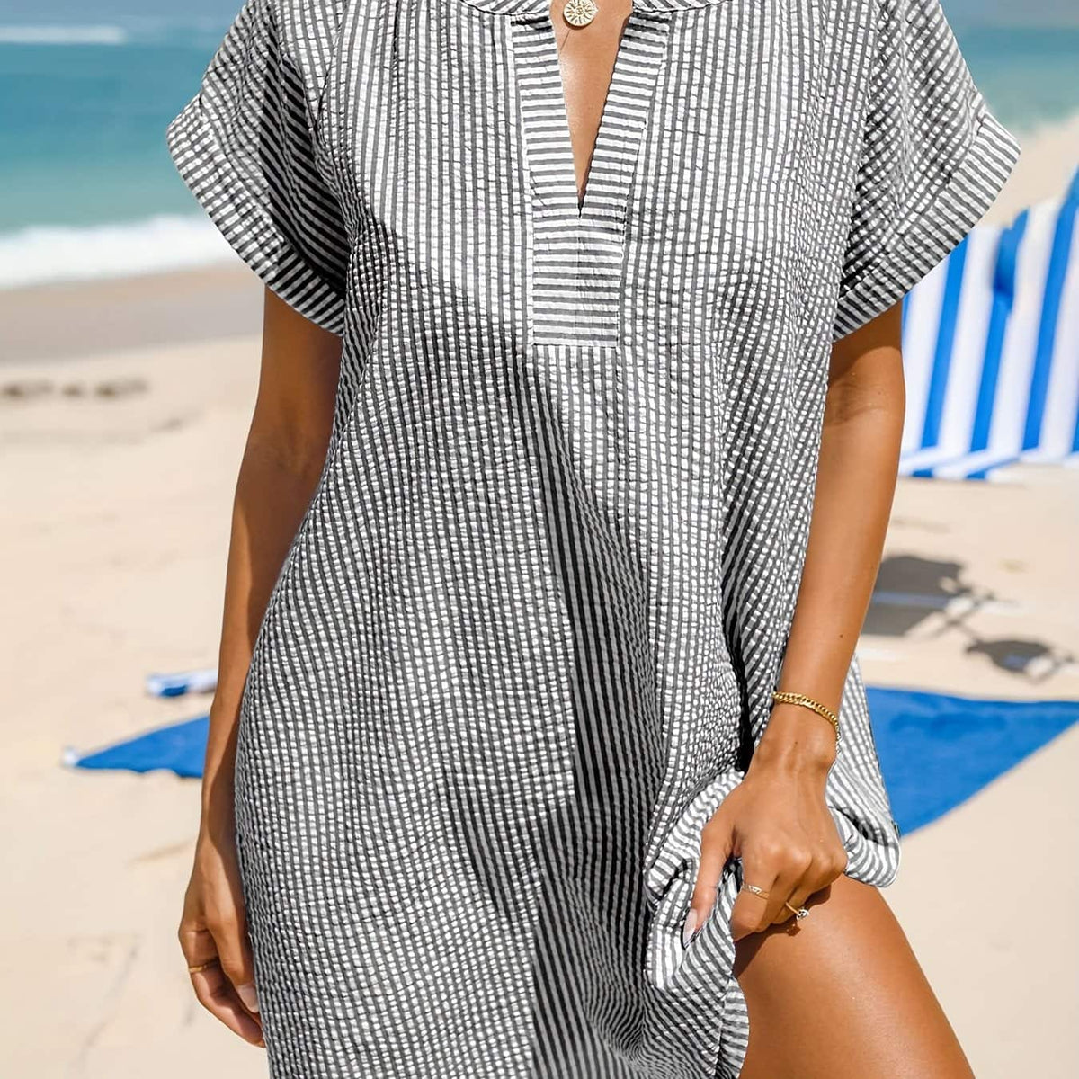 Striped Beach Cover Up with V Neck and Short Sleeves 2