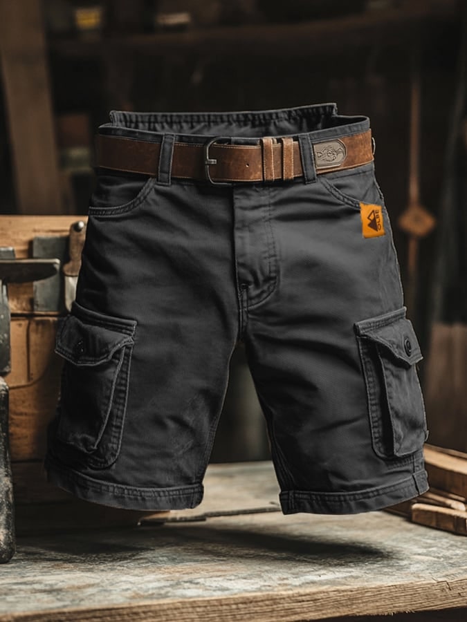 Black vintage cargo shorts for men with flap pockets